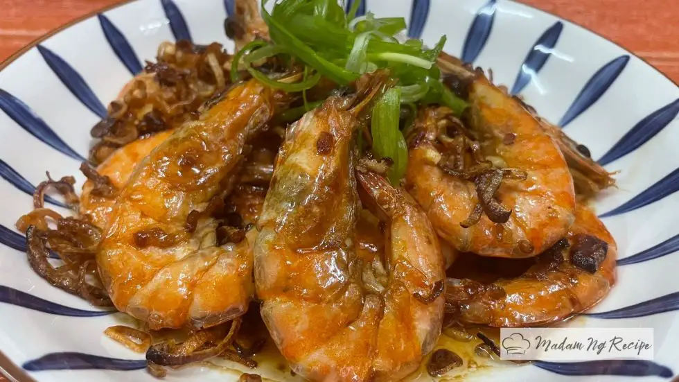 Soy Sauce Prawns With Fried Shallots - Madam Ng Recipe