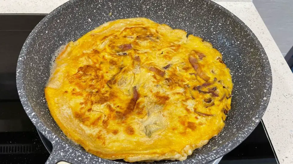 Fried Eggs with Onions Madam Ng Recipe